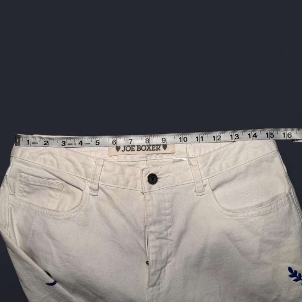 Joe Boxer Capris - Embroidered - Picture 5 of 6